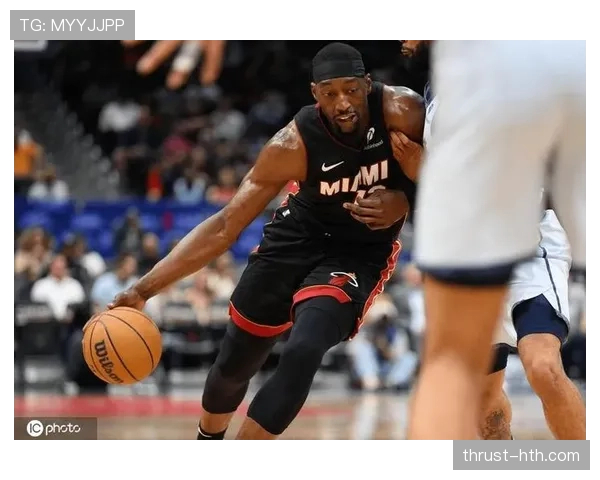 阿德巴约表现出色,稳坐热火队核心地位 阿德巴约表现出色,稳坐热火队核心地位