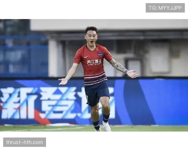 戴伟浚中场掌控力尽显，助力球队攻防两端表现飘逸