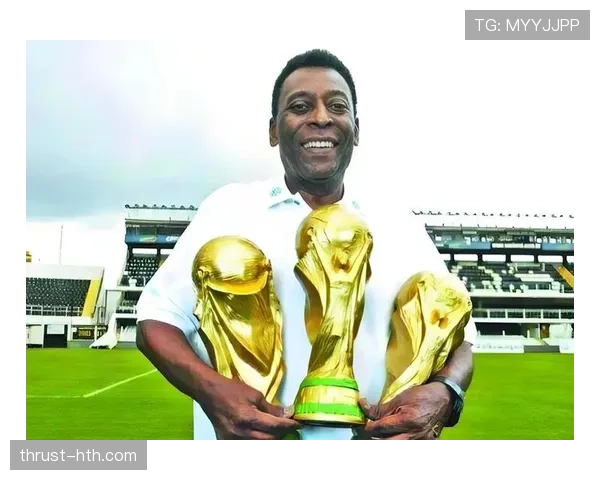 贝肯鲍尔再创辉煌，足球传奇续写历史引关注